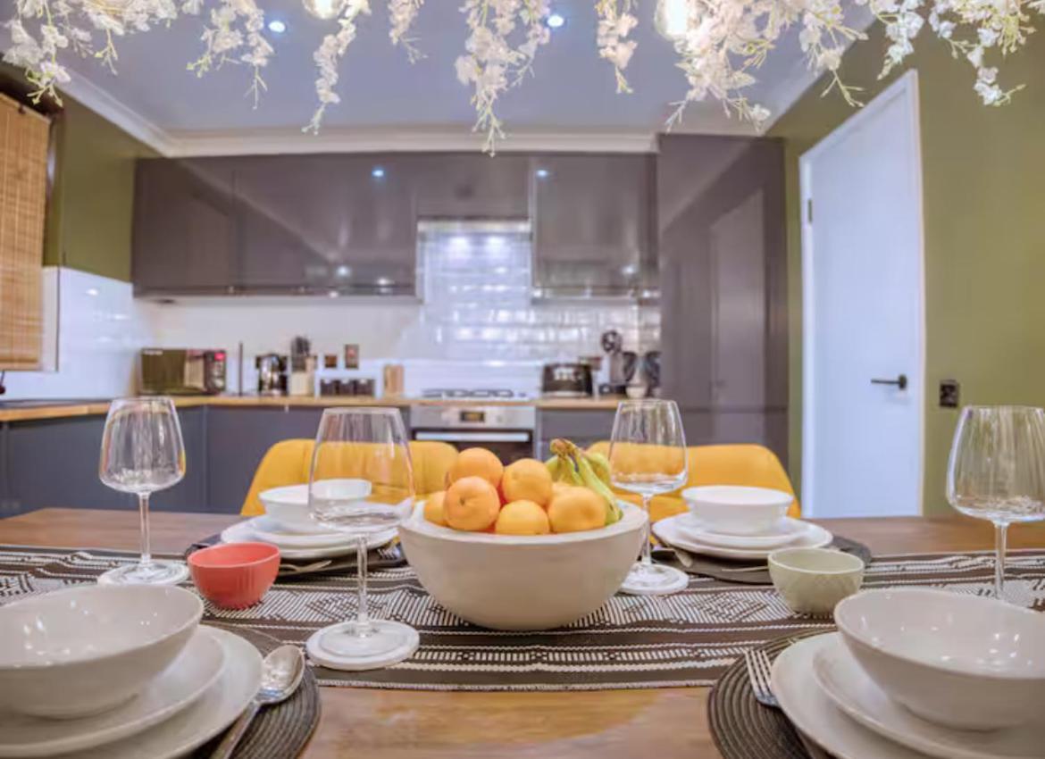 The Zen Den With Hot Tub And Garden Villa ลอนดอน ภายนอก รูปภาพ